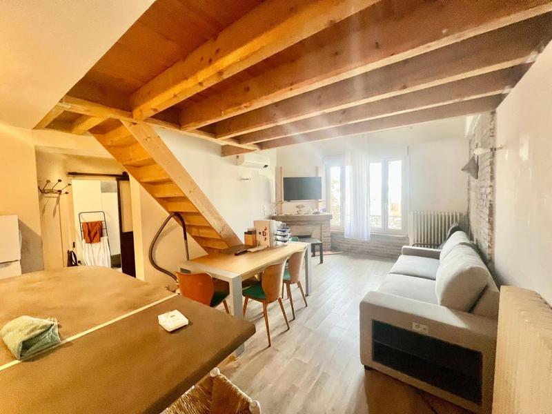 Maison de ville - 380 m² - 12 pièces