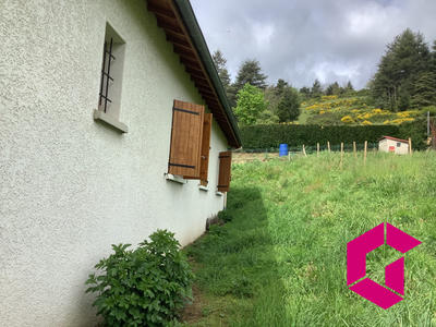 Villa - 151 m² - 6 pièces