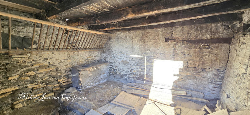 Grange - 100 m² - 5 pièces