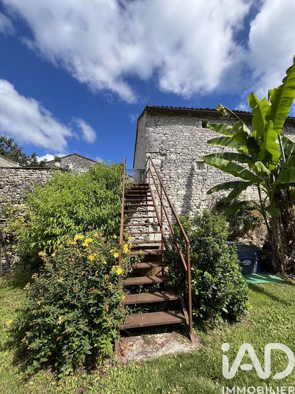 Maison de village - 80 m² - 4 pièces