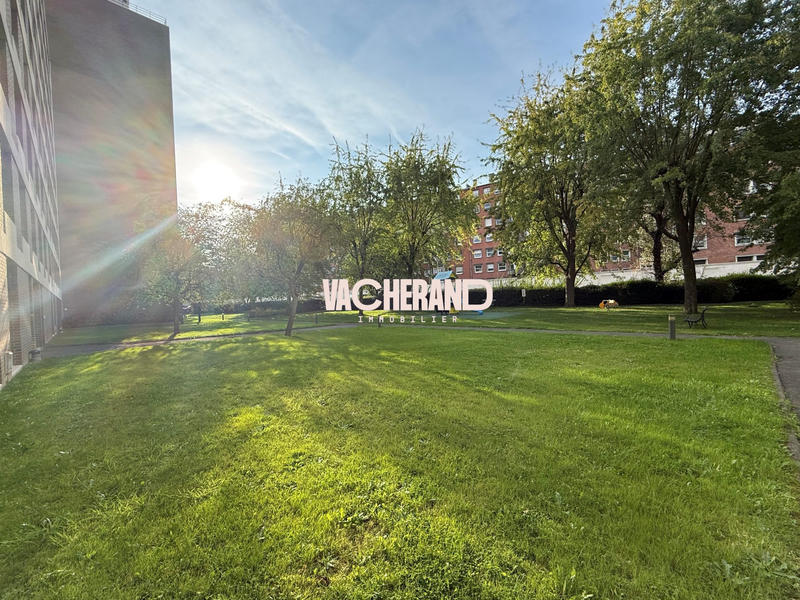 Appartement - 81 m² - 3 pièces