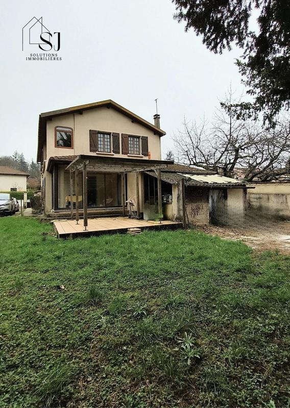 Maison - 182 m² - 6 pièces