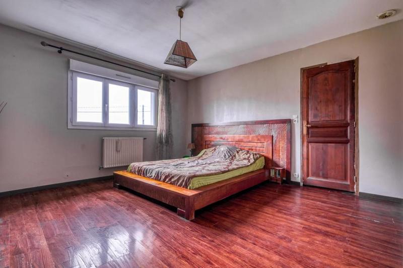 Maison - 148 m² - 7 pièces