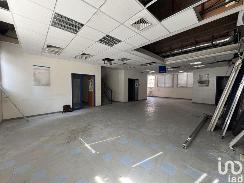 Local commercial - 220 m²