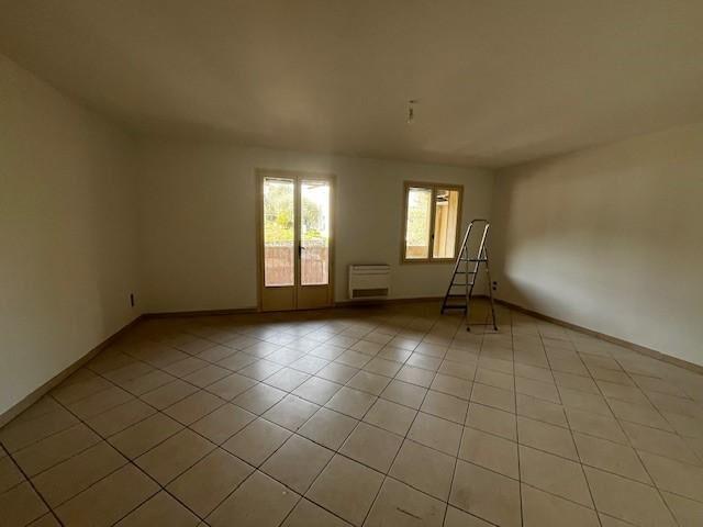 Appartement - 100 m² - 4 pièces