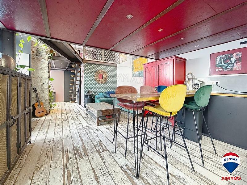 Loft - 72 m² - 3 pièces