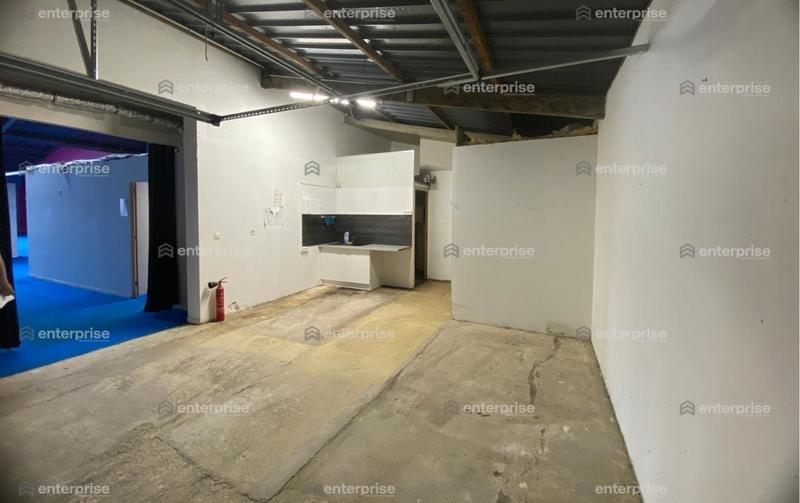 Local commercial - 310 m²