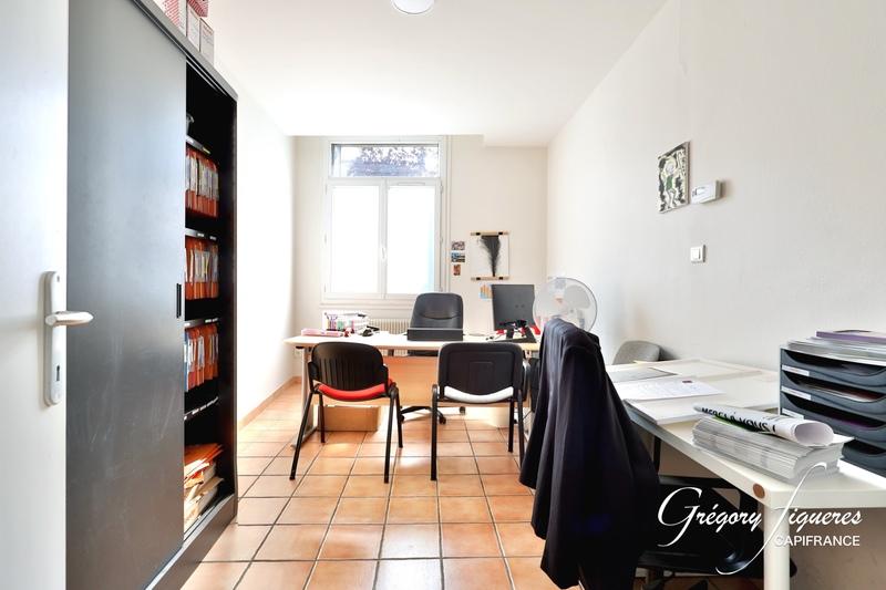 Maison - 143 m² - 8 pièces