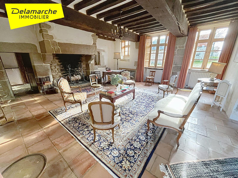 Maison - 340 m² - 10 pièces