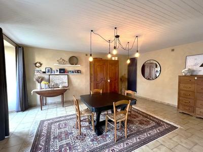 Corps de ferme - 235 m² - 6 pièces