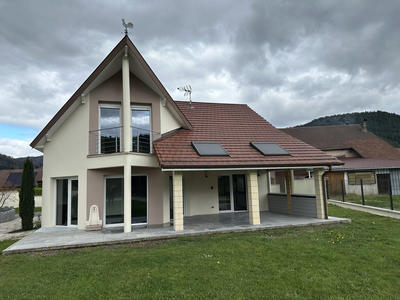 Villa - 145 m² - 6 pièces