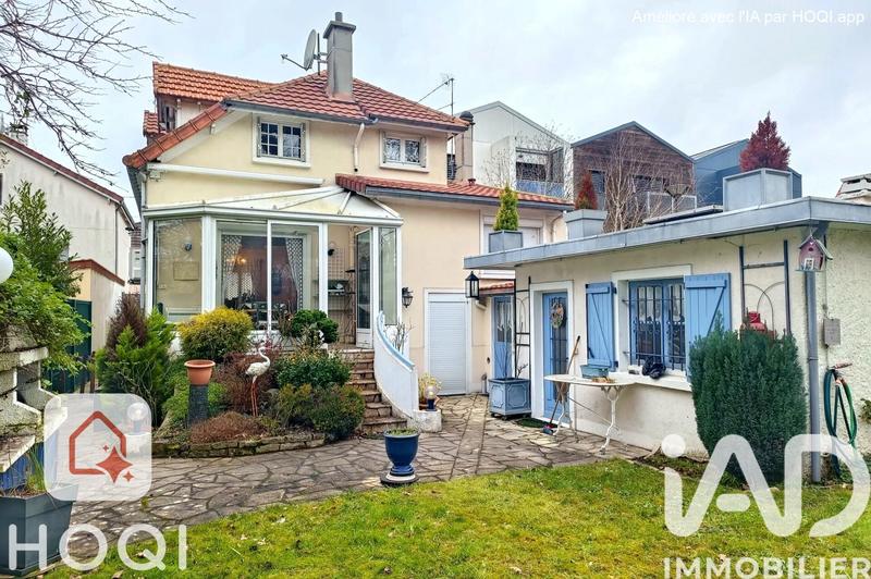 Maison - 219 m² - 10 pièces