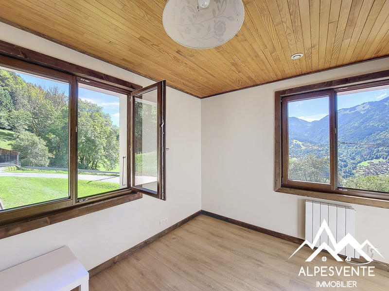 Appartement - 83 m² - 4 pièces