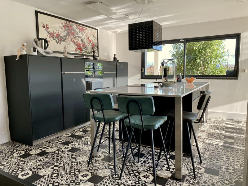 Maison - 185 m² - 7 pièces