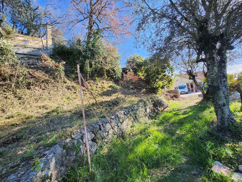 Terrain - 3 830 m²
