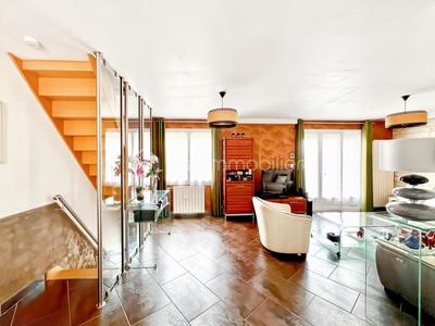 Maison traditionnelle - 124 m² - 6 pièces