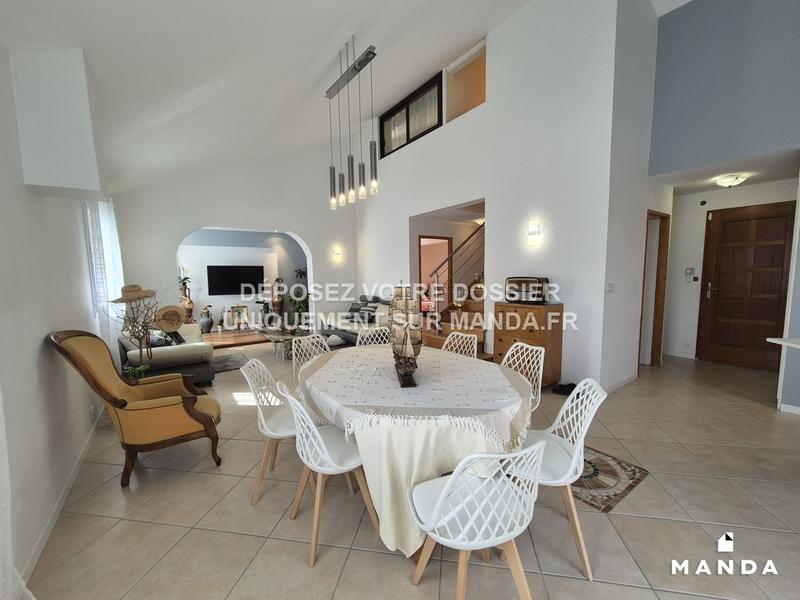 Appartement - 197 m² - 5 pièces