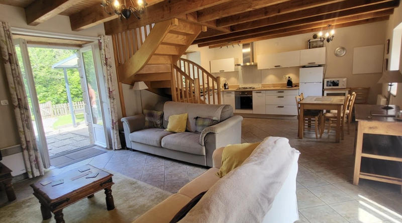 Propriété - 535 m² - 28 pièces