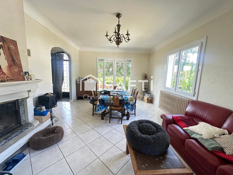 Maison - 170 m² - 8 pièces