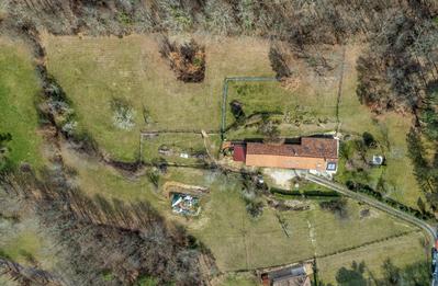 Maison - 216 m² - 9 pièces