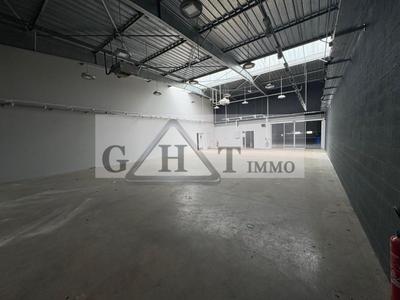 Entrepôt - 475 m²