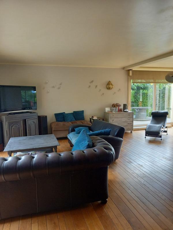 Maison - 190 m² - 8 pièces