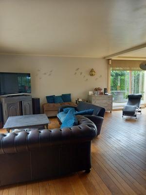 Maison - 190 m² - 8 pièces