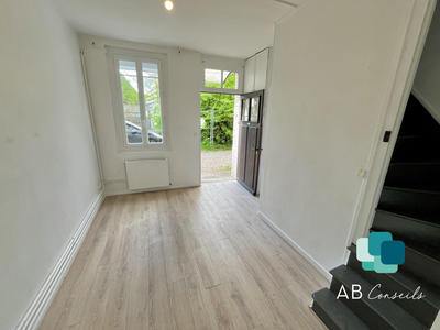 Maison - 75 m² - 5 pièces