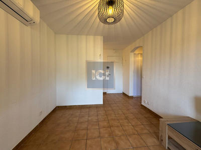 Appartement - 25 m² - 2 pièces