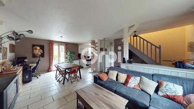 Maison - 102 m² - 6 pièces