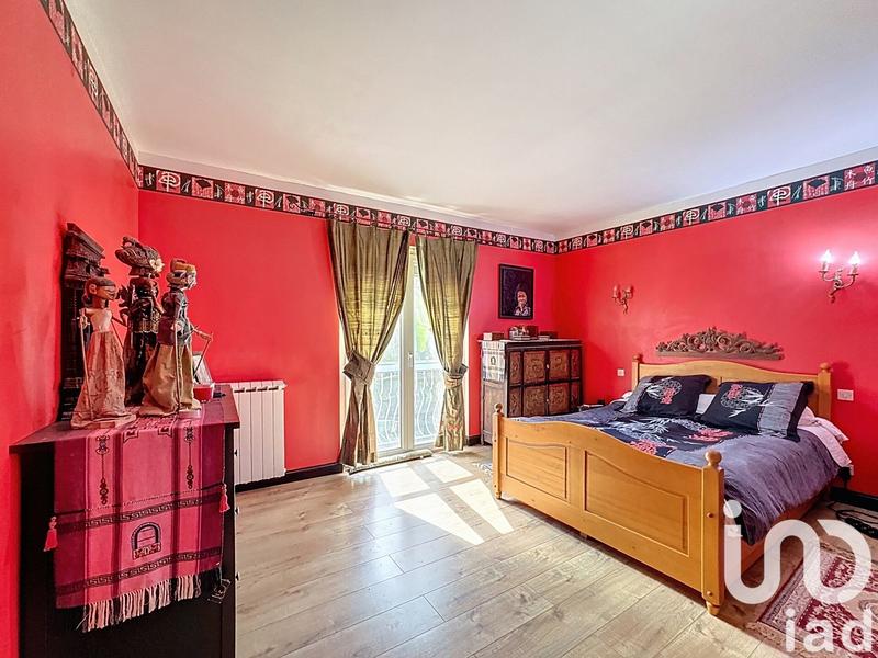 Maison - 160 m² - 9 pièces