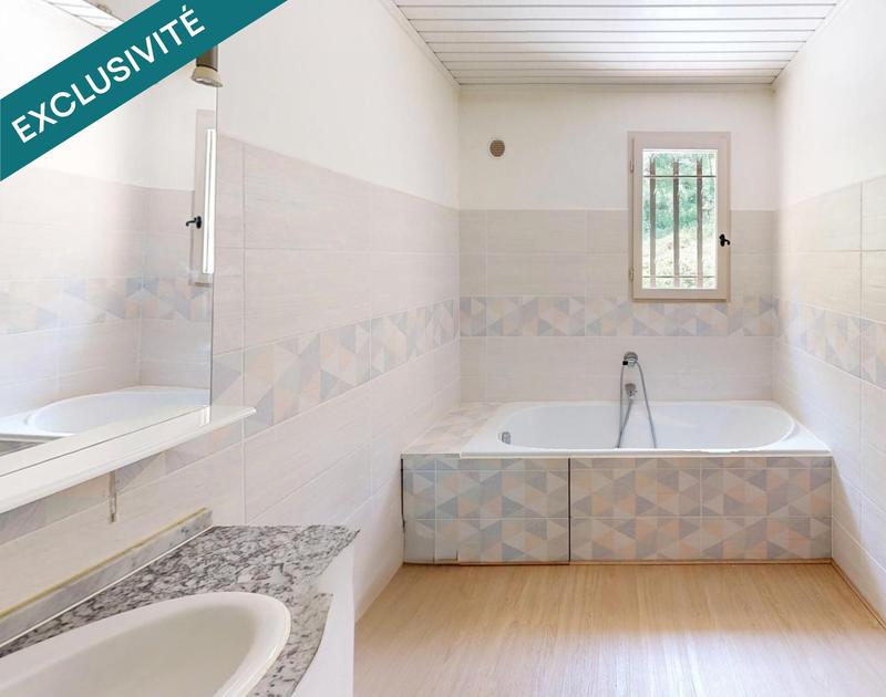 Maison - 98 m² - 5 pièces