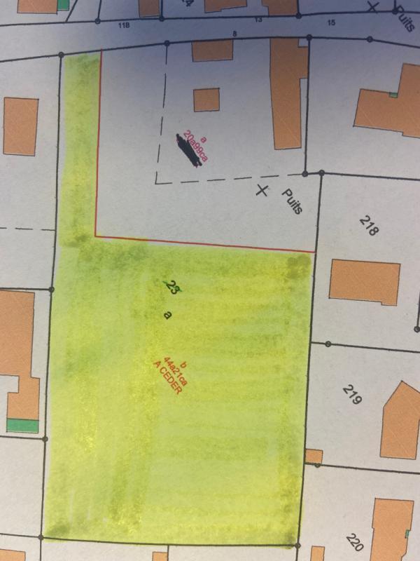 Terrain constructible - 4 421 m²