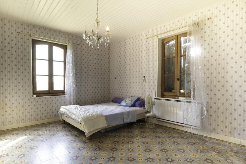 Maison - 356 m² - 8 pièces