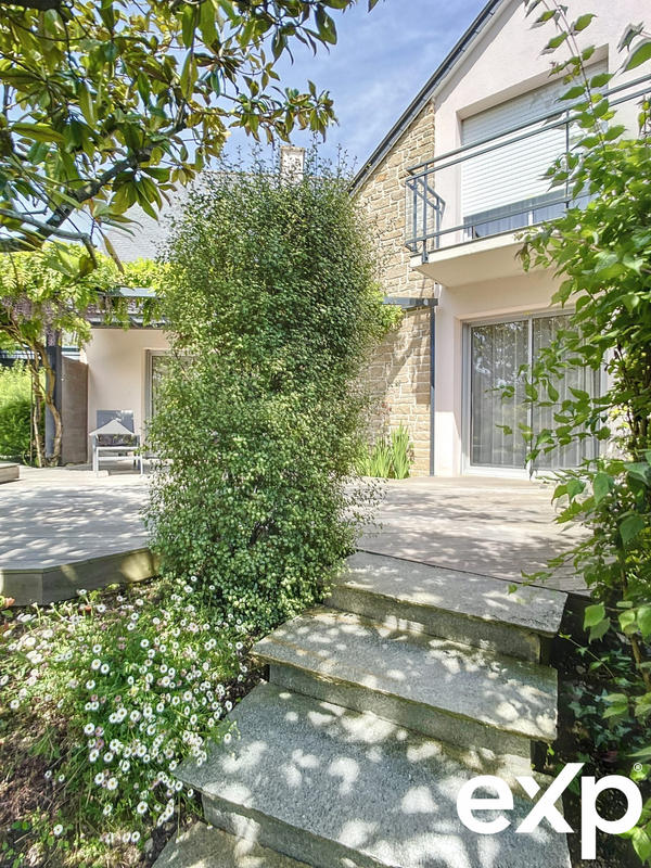 Maison - 161 m² - 5 pièces