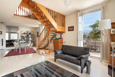 Appartement - 130 m² - 6 pièces