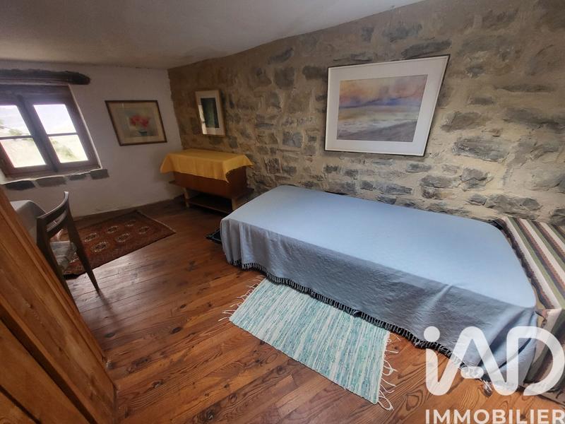 Maison - 227 m² - 7 pièces