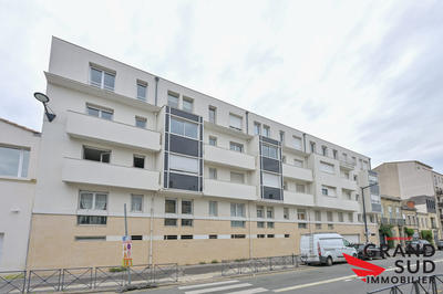 Parking / Garage - 14 m²