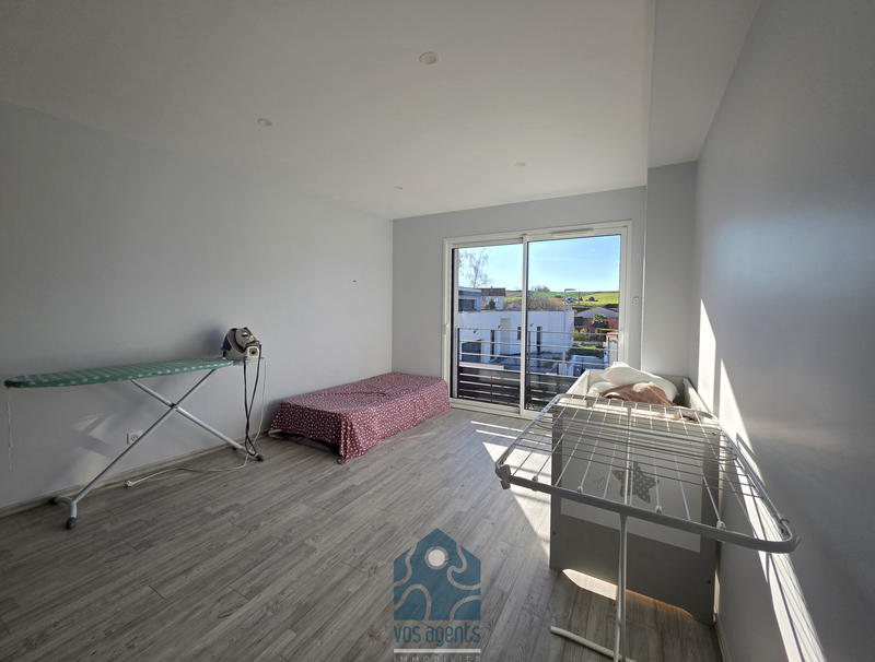 Maison - 224 m² - 6 pièces