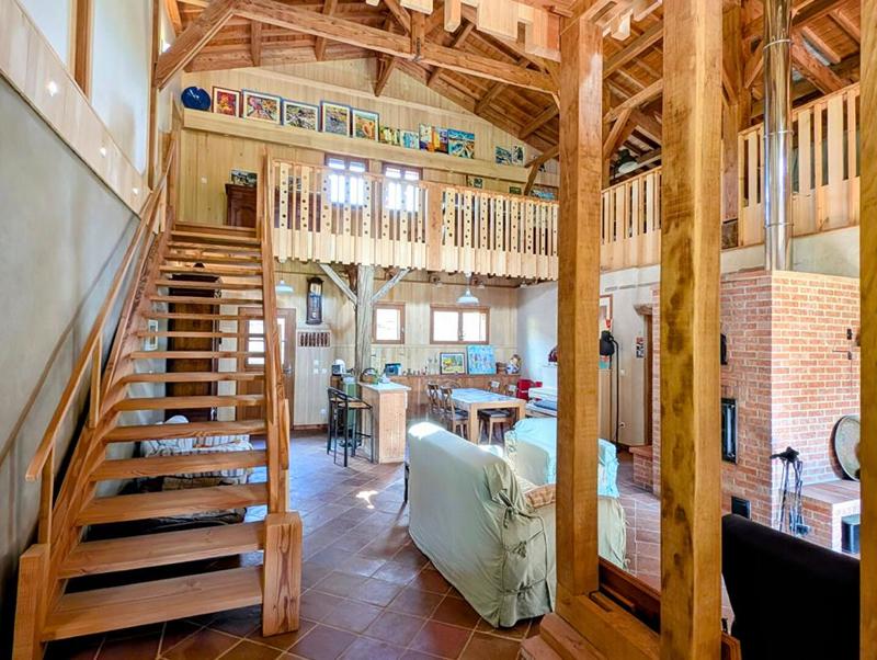 Maison - 235 m² - 5 pièces