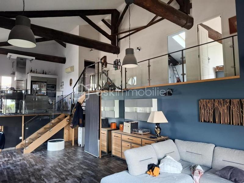 Maison - 140 m² - 4 pièces