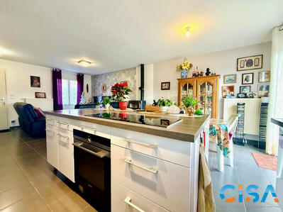 Maison - 75 m² - 5 pièces