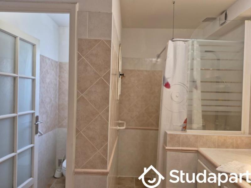 Appartement - 70 m² - 2 pièces