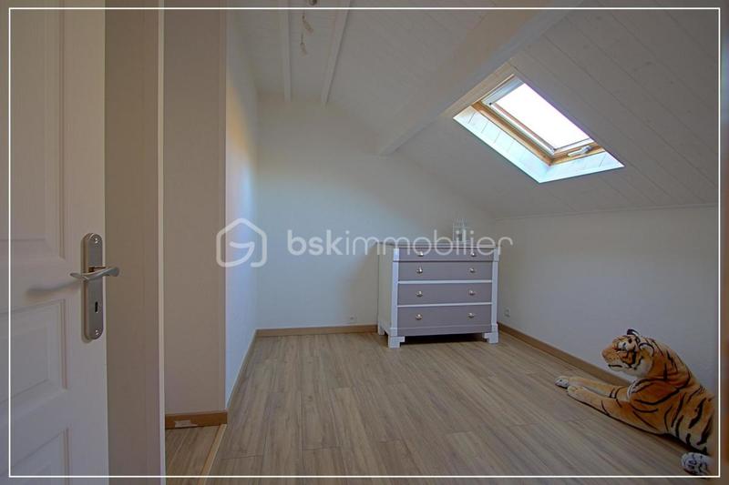 Maison traditionnelle - 152 m² - 7 pièces