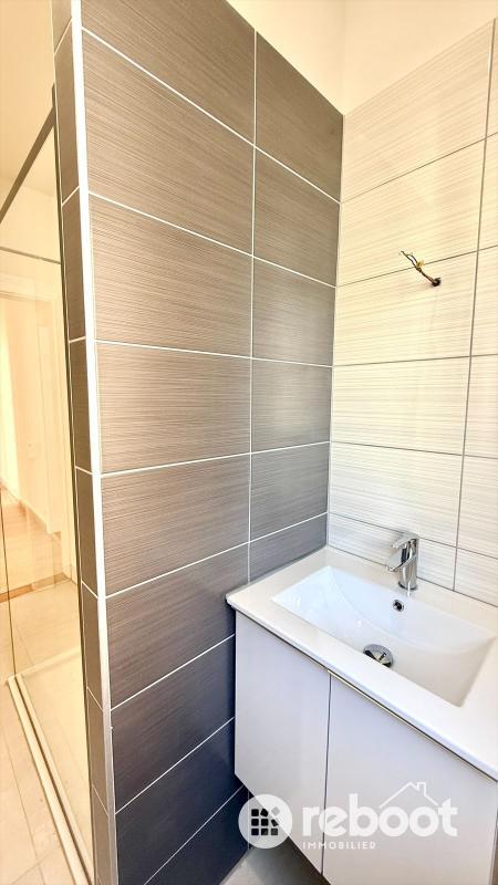 Appartement - 77 m² - 3 pièces