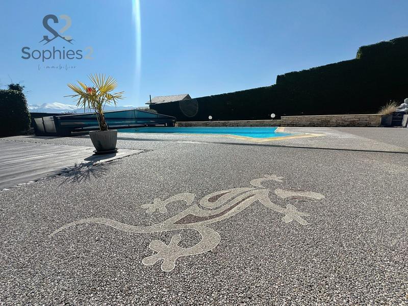 Maison - 169 m² - 5 pièces