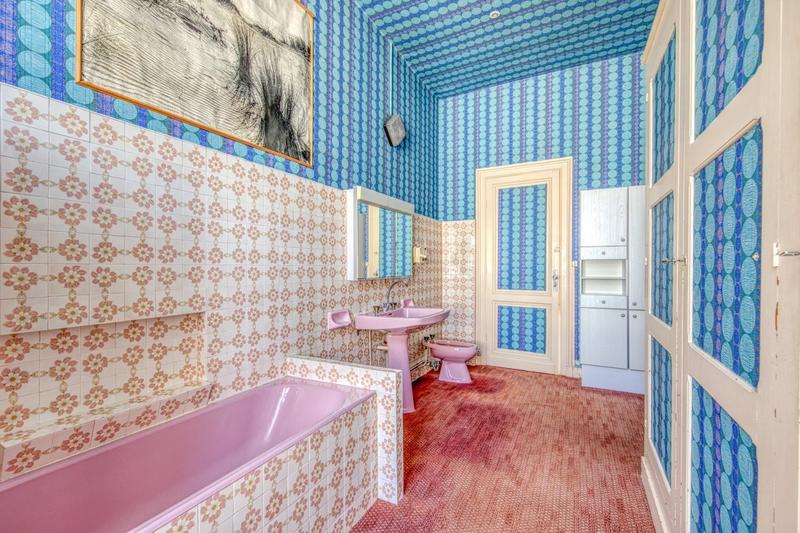 Maison - 201 m² - 7 pièces