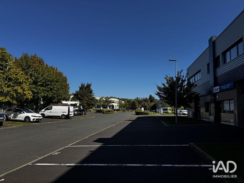 Local commercial - 416 m²