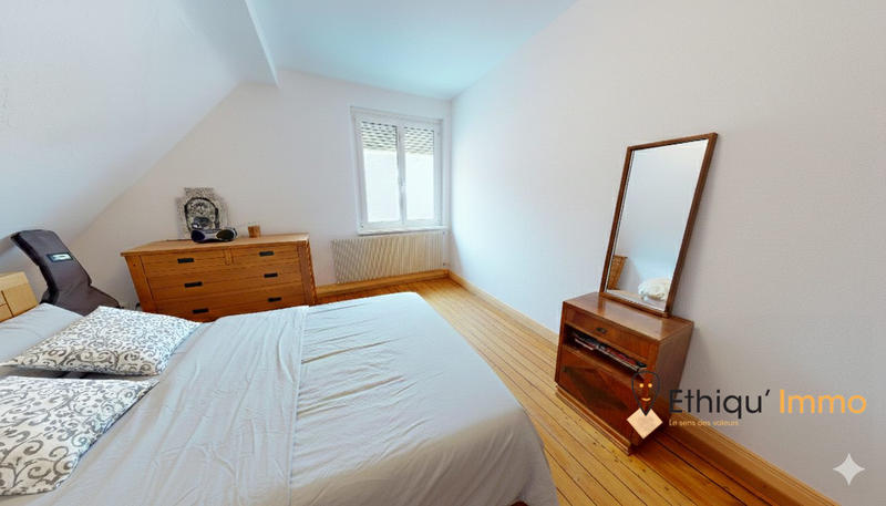 Maison - 89 m² - 5 pièces