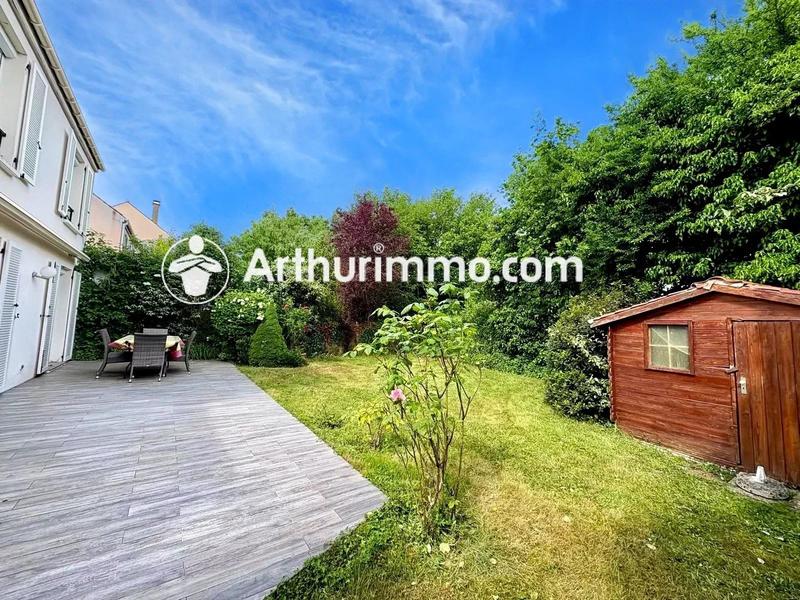 Maison - 96 m² - 5 pièces